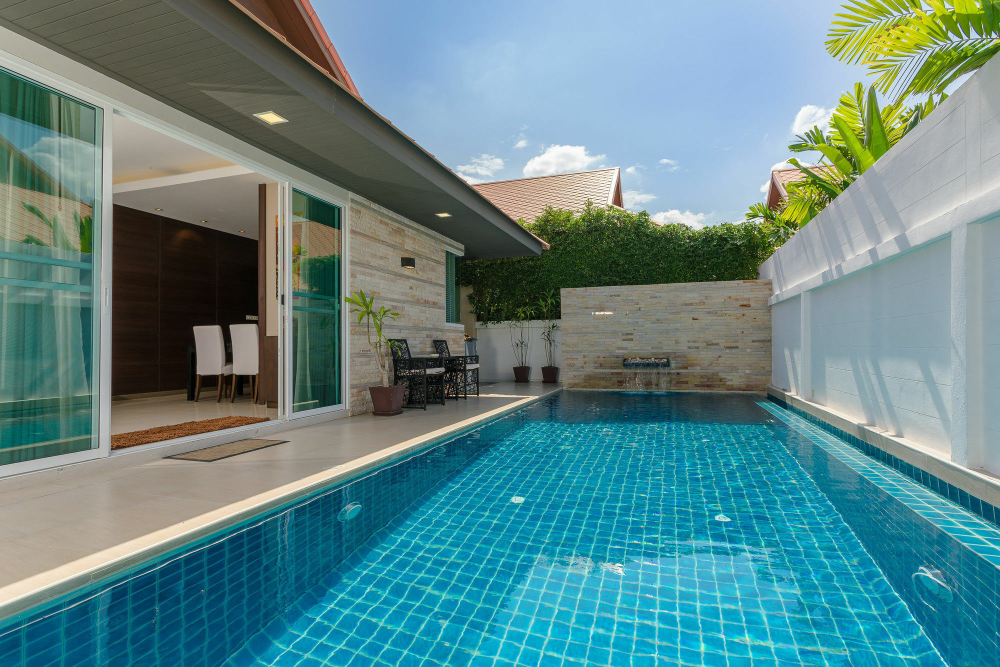Villa The Pool Jomtien A23